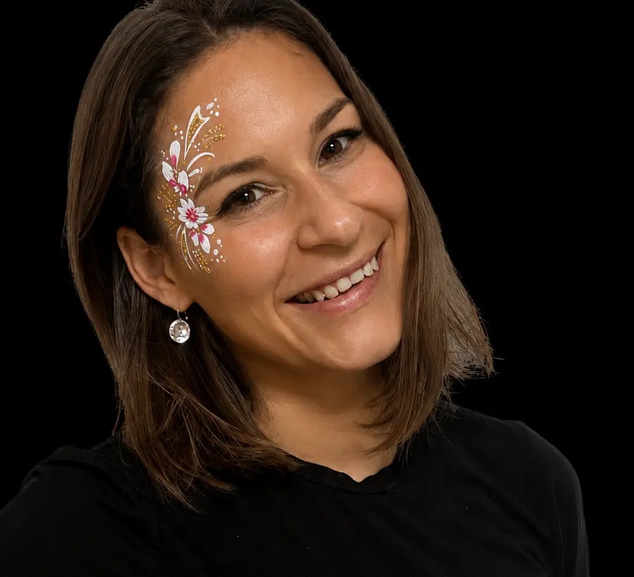 Über mich — Isa, Künstlerin von Face Art Zürich